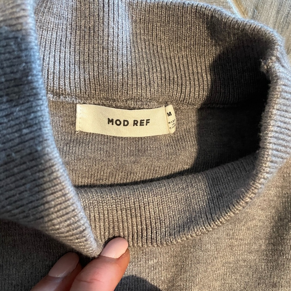 Grey Mod Def sweater - Picture 2 of 4